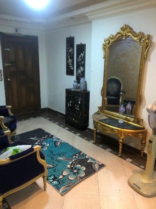 Cozy 2br Near Who, Airport Apartment Cairo