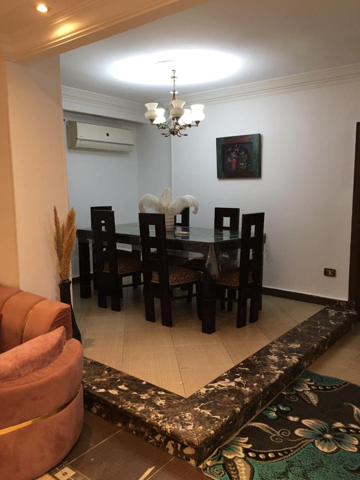 Apartment Cozy 2br Near Who, Airport Cairo